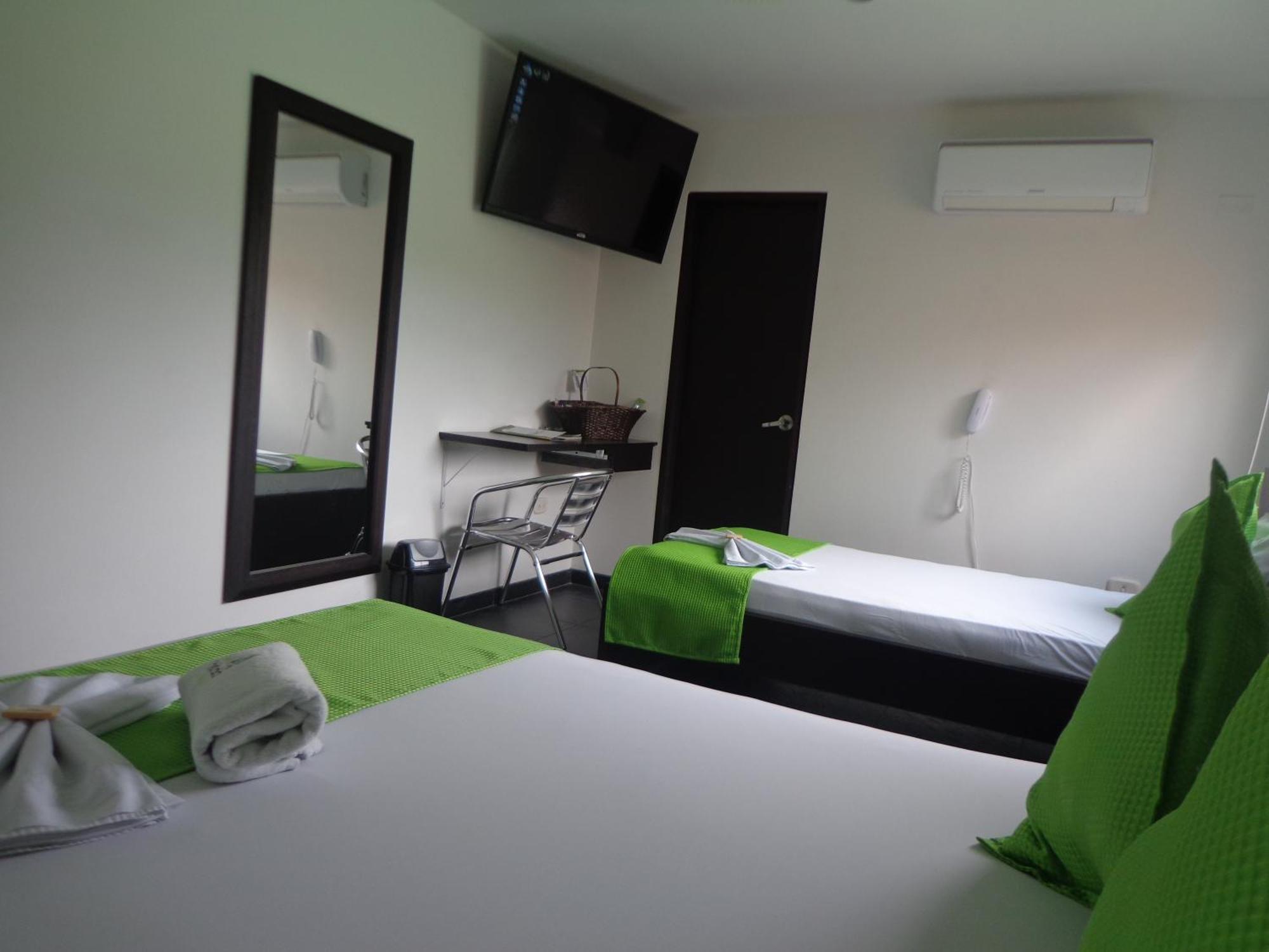 Hotel Chicala Salgar Puerto Salgar Quarto foto